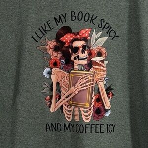 Book shirt skeleton chick medium NeW floral